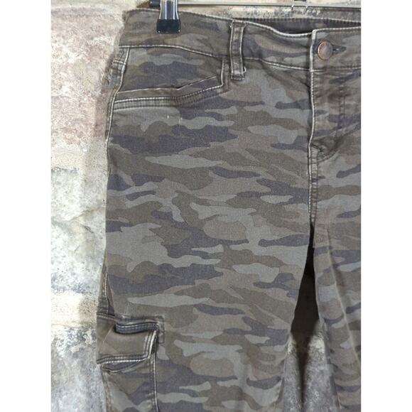 Anthropologie Level 99 Pants Woman's Size 29 Camo Utility Zip‎ Ankle Neutral - Picture 5 of 15